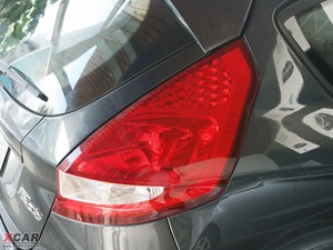 2009Ɏ 1.3L Ԅӕrа (ji)^