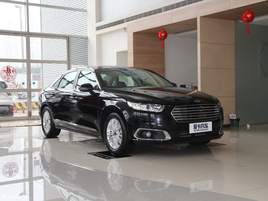 2018ţ EcoBoost 245 r V