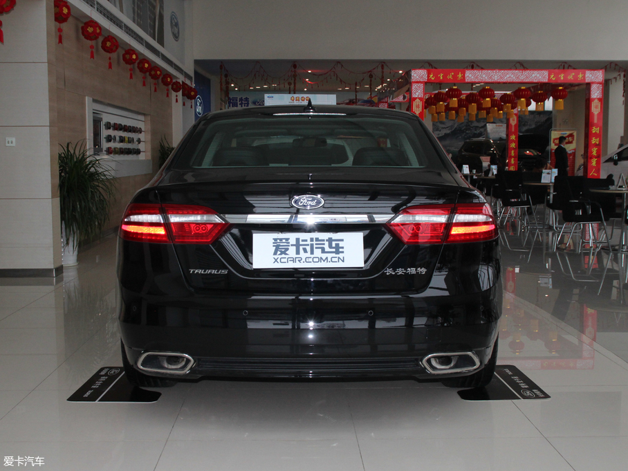 2018ţ EcoBoost 245 r(sh) (gu)V