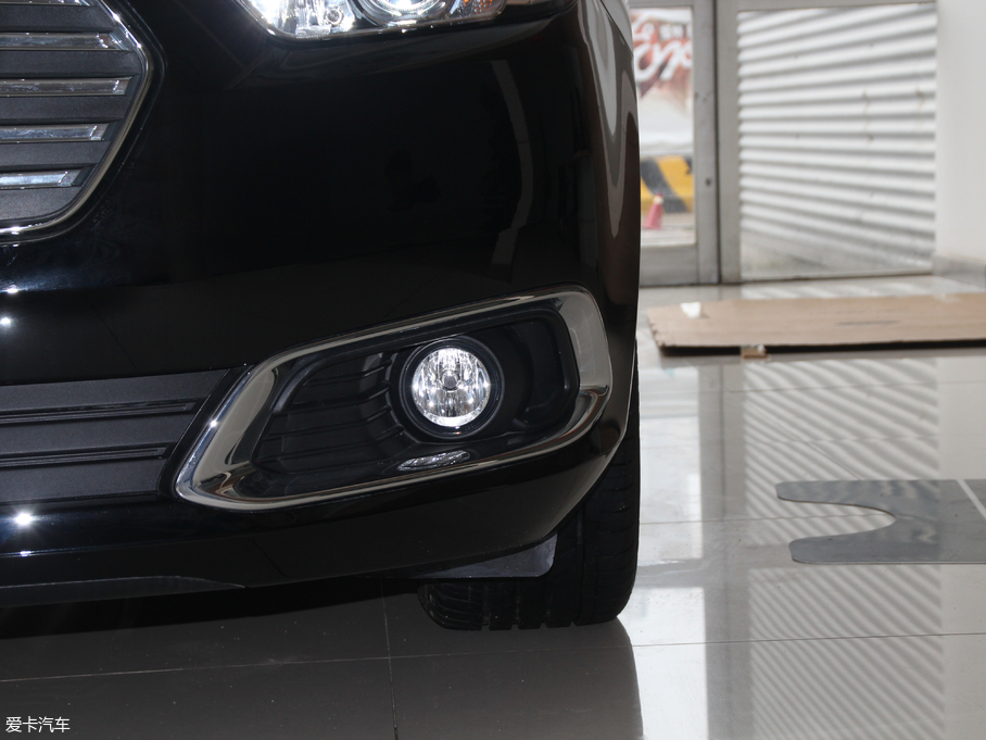 2018ţ EcoBoost 245 r V