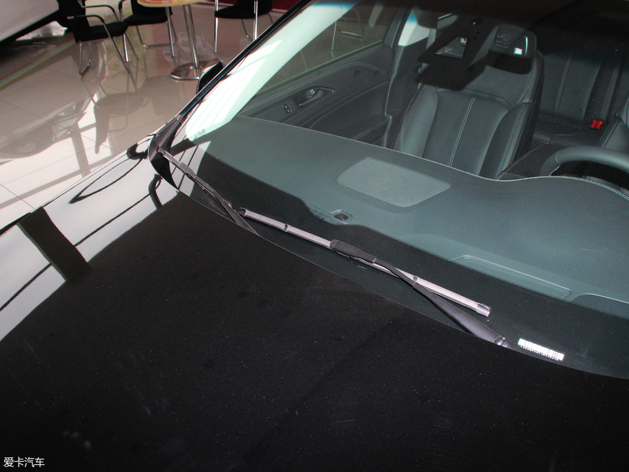 2018ţ EcoBoost 245 r V