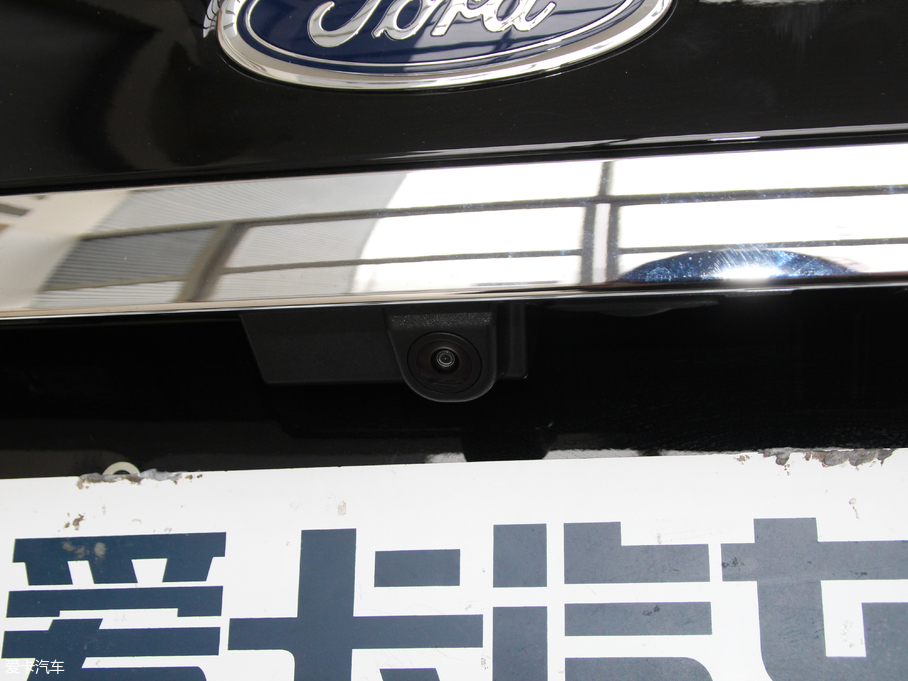 2018ţ EcoBoost 245 r V