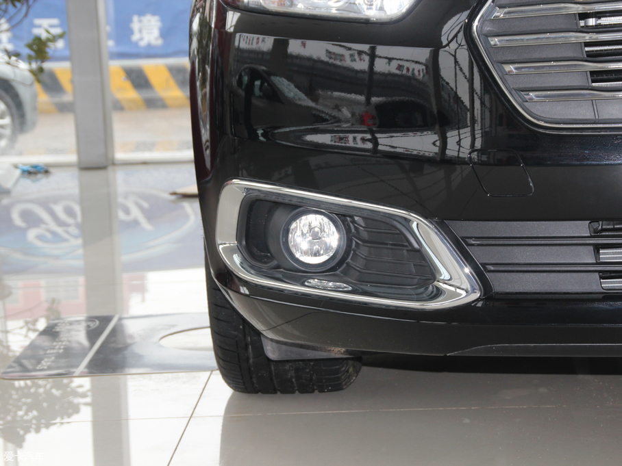 2018ţ EcoBoost 245 r V