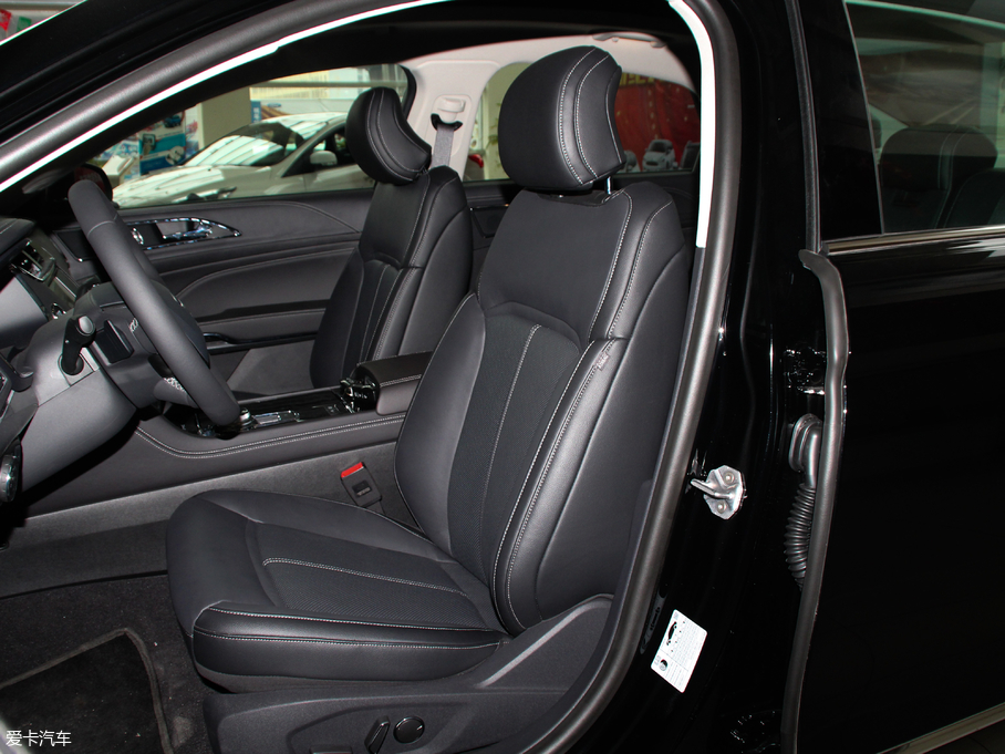 2018ţ EcoBoost 245 r V