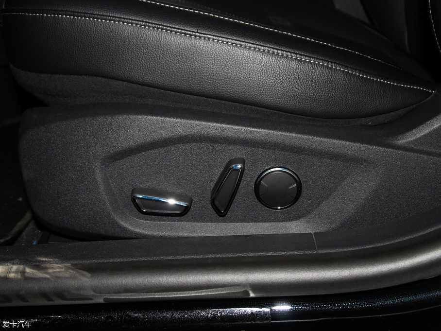 2018ţ EcoBoost 245 r V