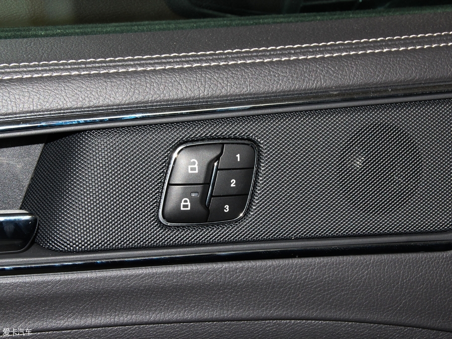 2018ţ EcoBoost 245 r V