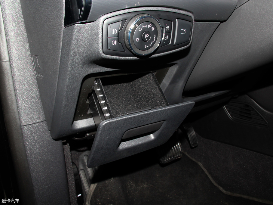 2018ţ EcoBoost 245 r V