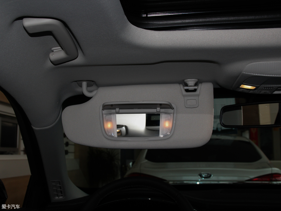 2018ţ EcoBoost 245 r V