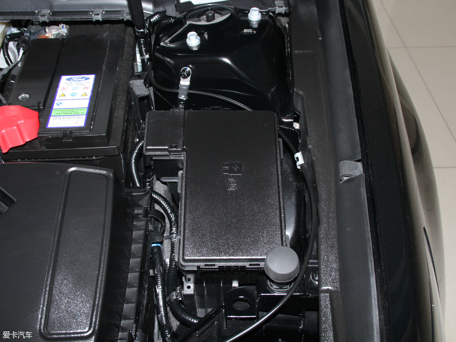 2018ţ EcoBoost 245 r V