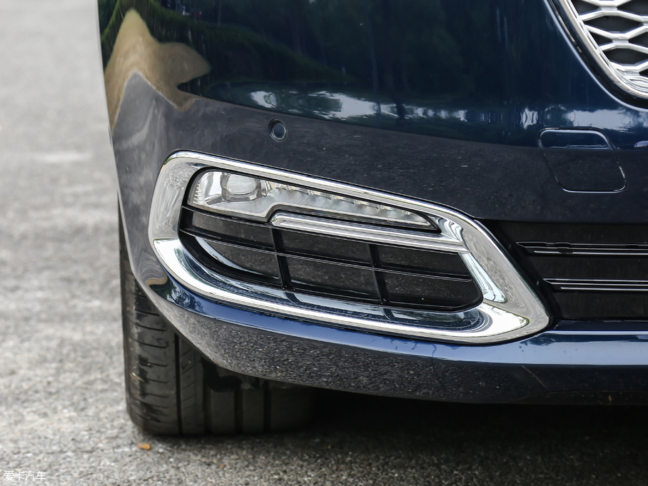 2018ţ EcoBoost 245 LTD V