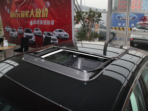 2018EcoBoost 245 r V ^