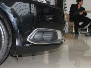 2018EcoBoost 245 r V ^