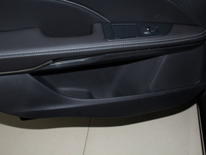 2018EcoBoost 245 r V g