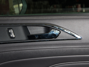 2018EcoBoost 245 r V g