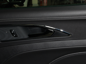 2018EcoBoost 245 r V g