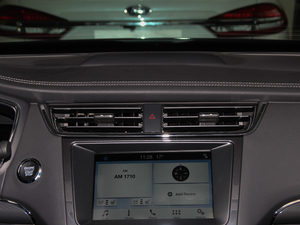 2018EcoBoost 245 r V {L