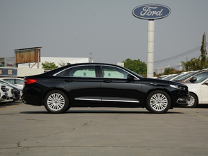 2018EcoBoost 245 Cognac؄e V w^