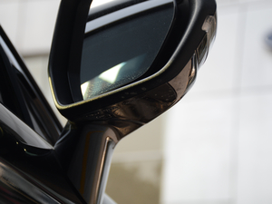 2018EcoBoost 245 Cognac؄e V ^