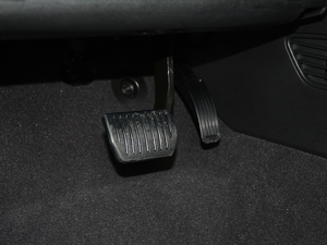 2018EcoBoost 245 Cognac؄e V g