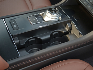 2018EcoBoost 245 Cognac؄e V g