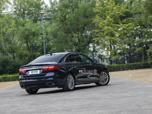 2018EcoBoost 245 LTD V w^