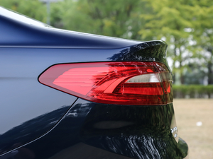 2018EcoBoost 245 LTD V ^