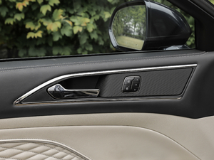 2018EcoBoost 245 LTD V g