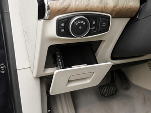 2018EcoBoost 245 LTD V g