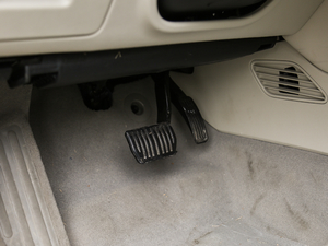 2018EcoBoost 245 LTD V g