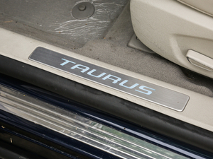 2018EcoBoost 245 LTD V g