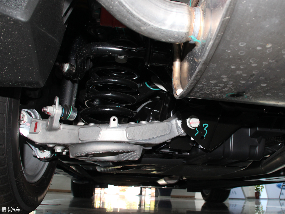 2018ɵϚW EcoBoost 180 r