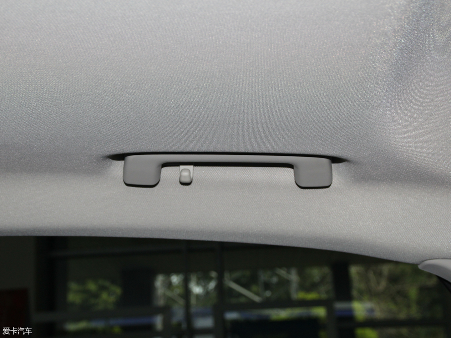 2018ɵϚW EcoBoost 180 r