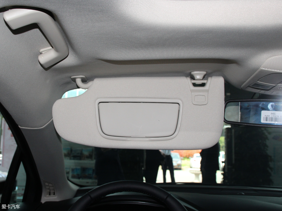 2018ɵϚW EcoBoost 180 r