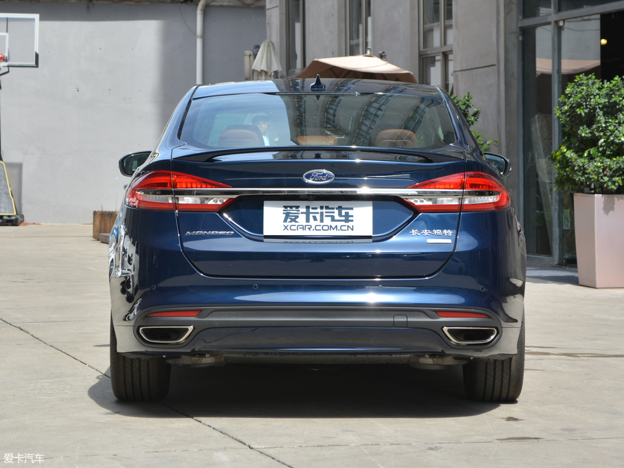 2018ɵϚW EcoBoost 200 Cognac؄e