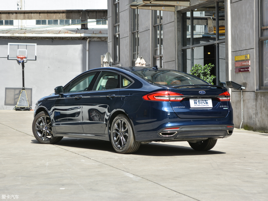 2018ɵϚW EcoBoost 200 Cognac؄e