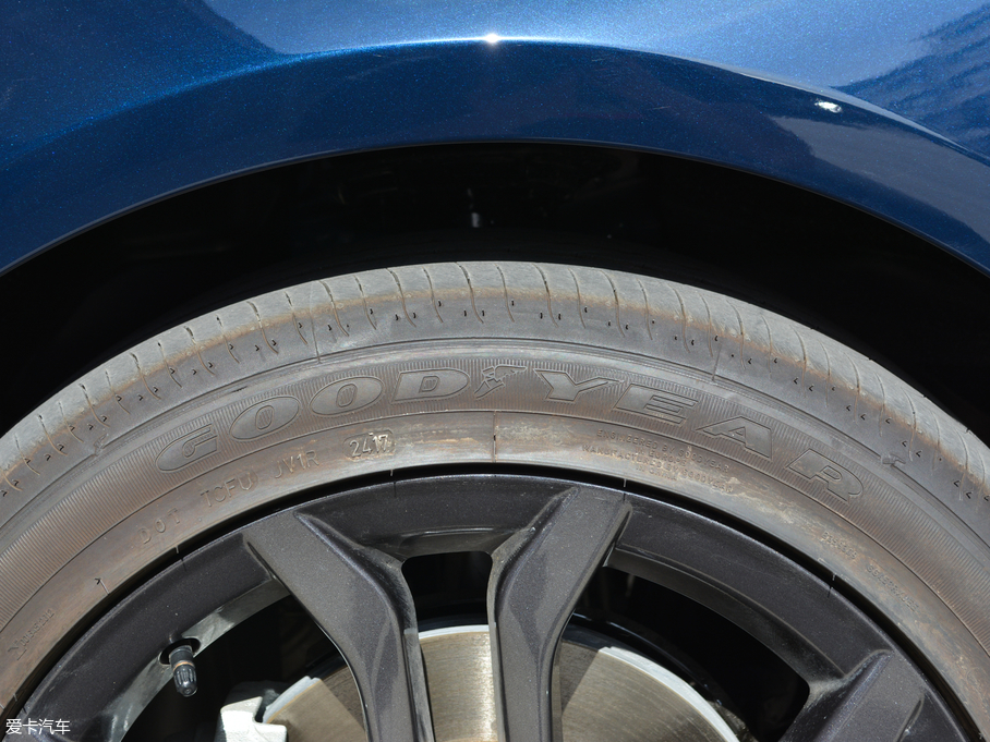 2018ɵϚW EcoBoost 200 Cognac؄e