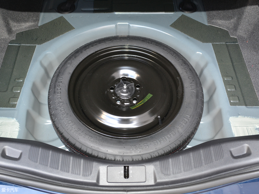 2018ɵϚW EcoBoost 200 Cognac؄e