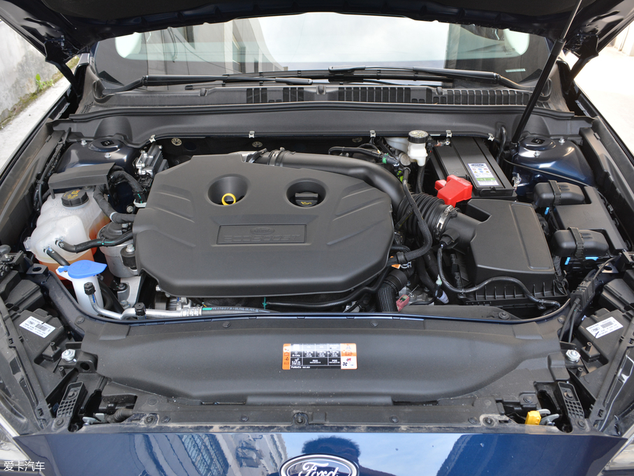 2018ɵϚW EcoBoost 200 Cognac؄e