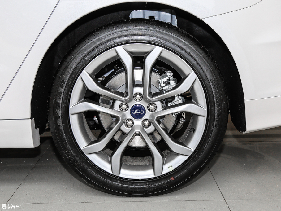 2018ɵϚW EcoBoost 245 Ş