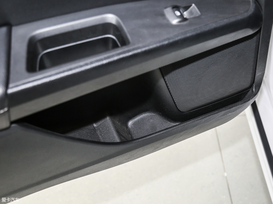 2018ɵϚW EcoBoost 245 Ş