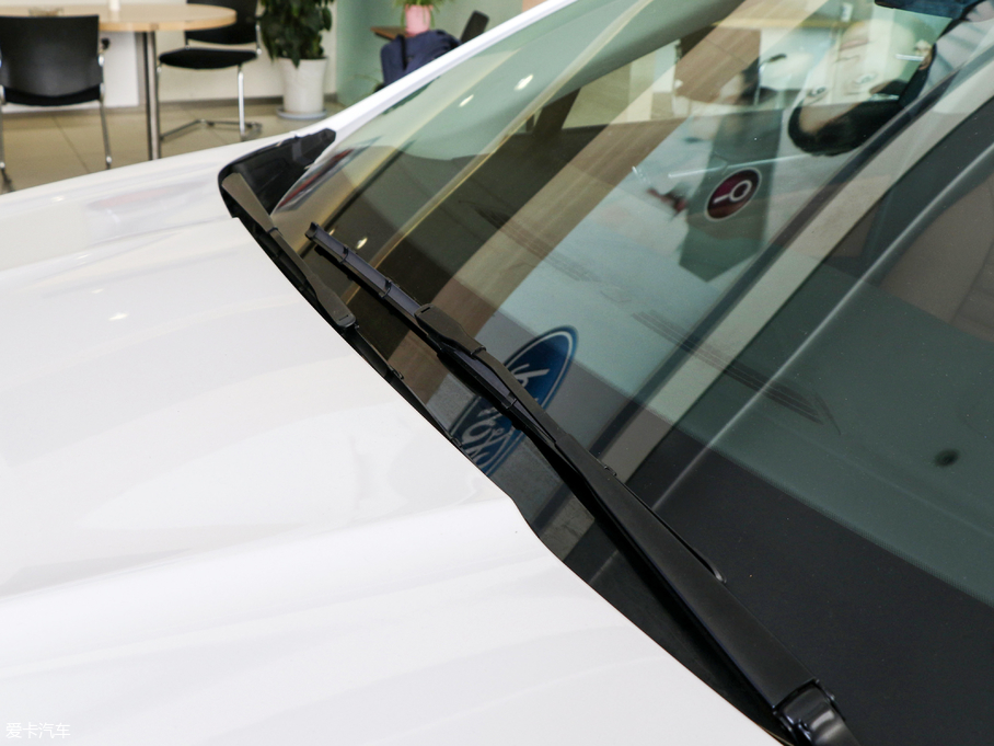 2018ɵϚW EcoBoost 200 Cognac؄e