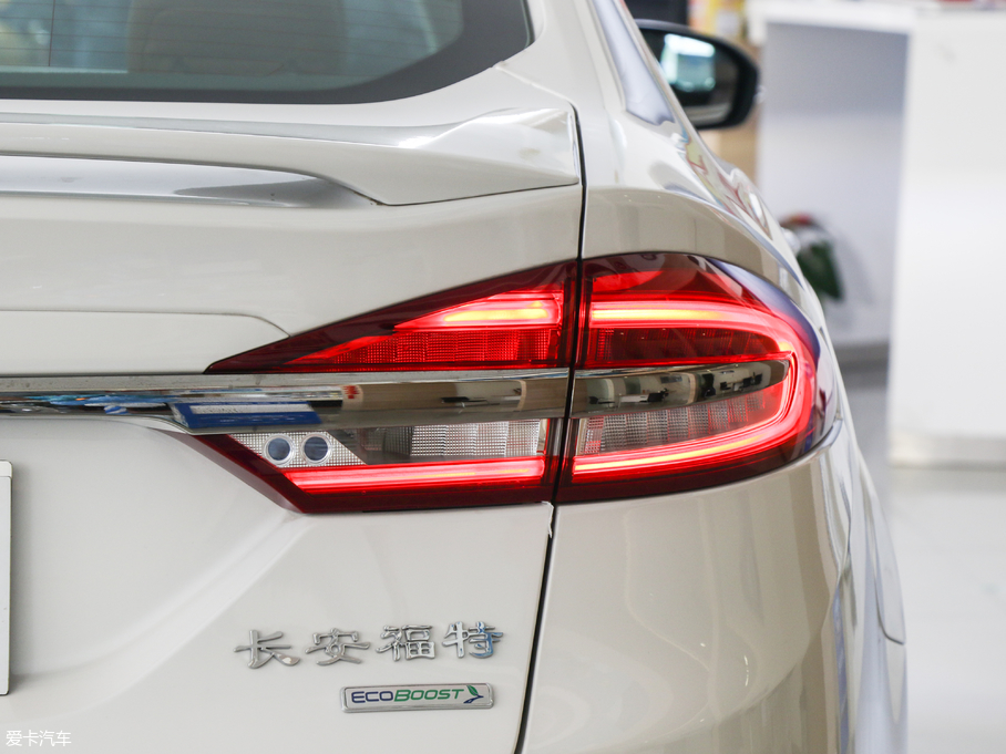 2018ɵϚW EcoBoost 200 Cognac؄e