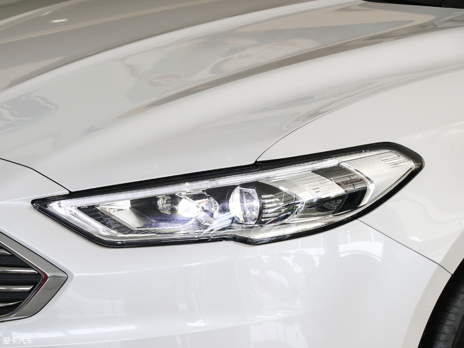 2018ɵϚW EcoBoost 200 Cognac؄e