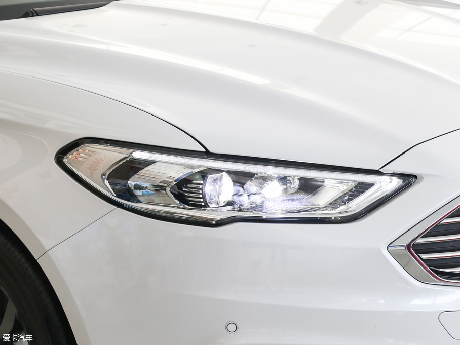 2018ɵϚW EcoBoost 200 Cognac؄e