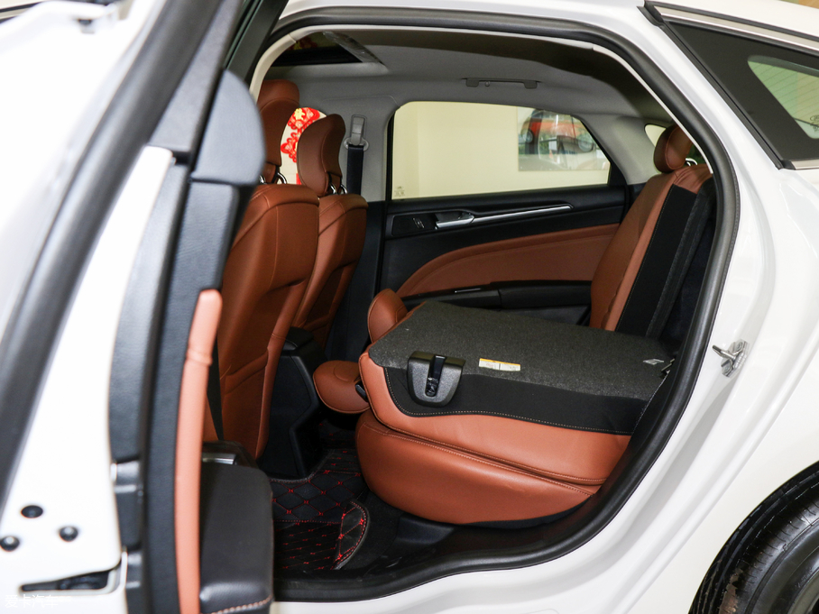 2018ɵϚW EcoBoost 200 Cognac؄e