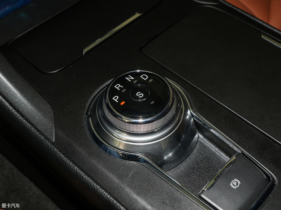 2018ɵϚW EcoBoost 200 Cognac؄e