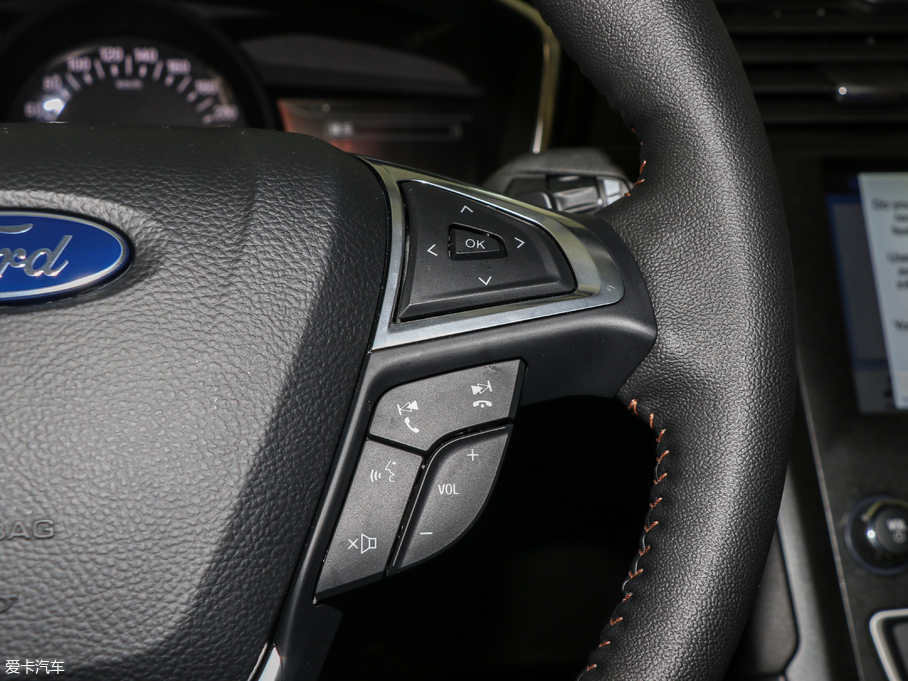 2018ɵϚW EcoBoost 200 Cognac؄e