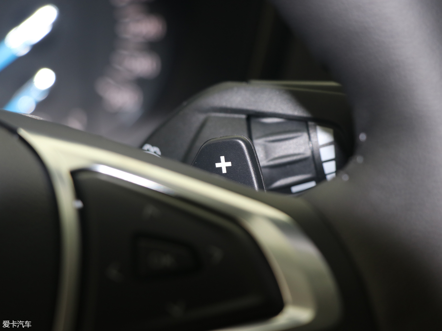 2018ɵϚW EcoBoost 180 r