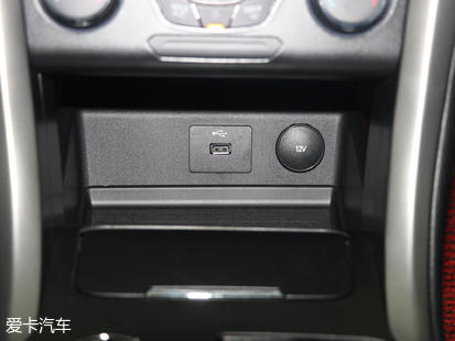 長(zhǎng)安福特2018款新蒙迪歐