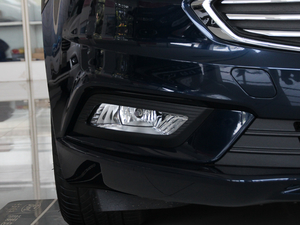 2018EcoBoost 180 r(sh) (x)(ji)^